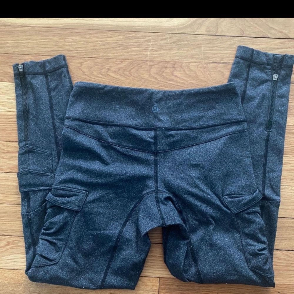 Lululemon gray pocket leggings